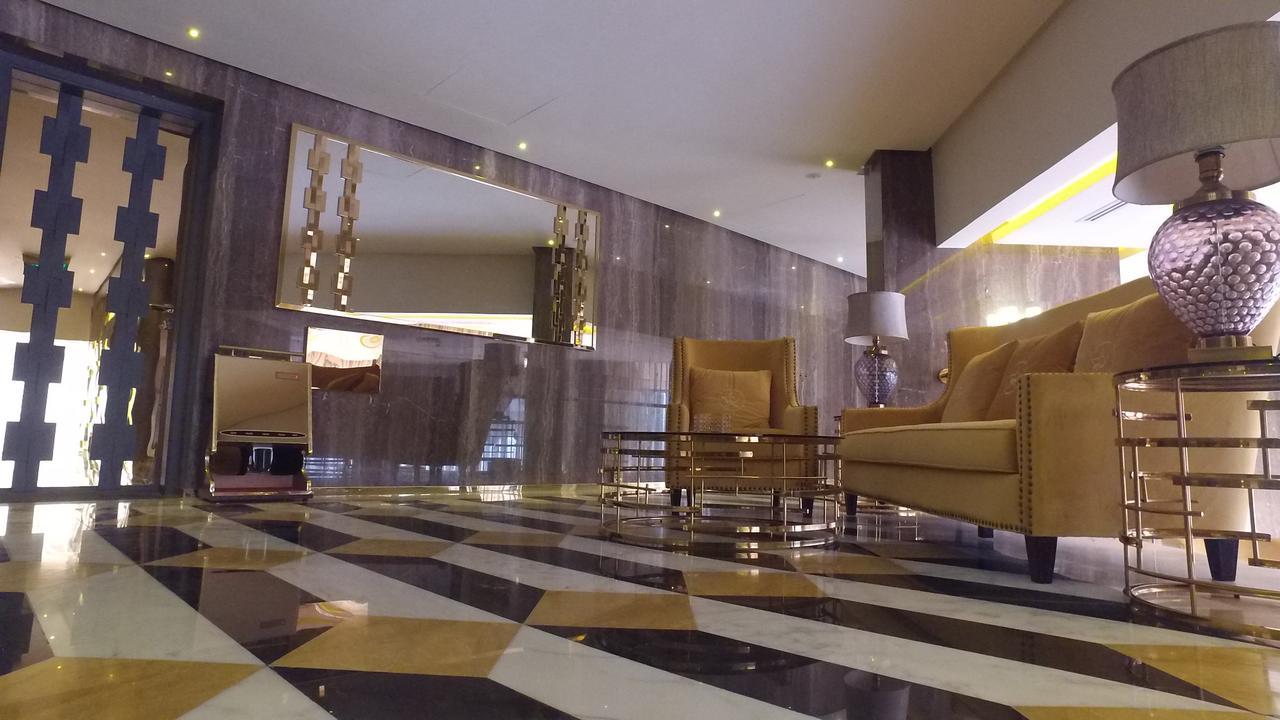Lumiere Des Etoile Kuwait City Exterior foto