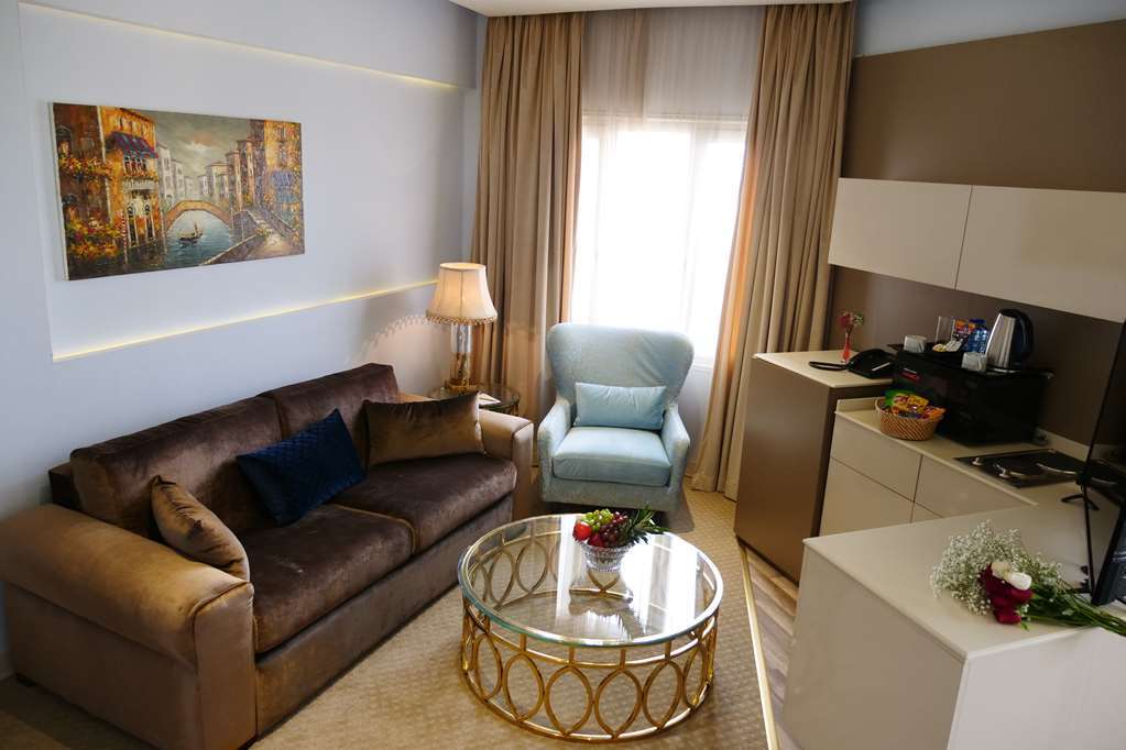 Lumiere Des Etoile Kuwait City Quarto foto